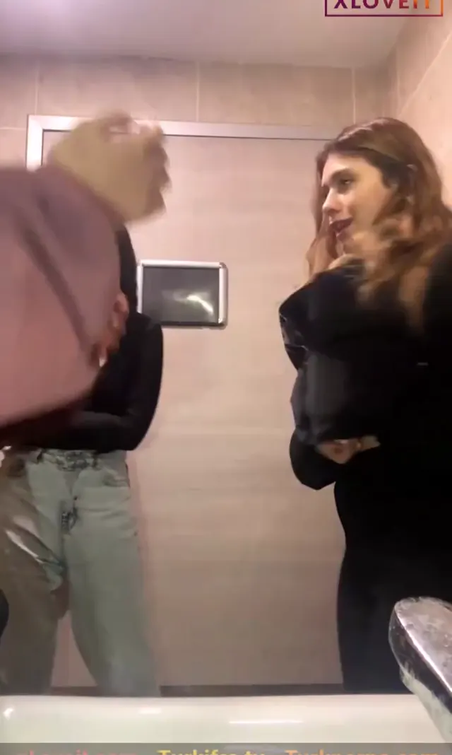 Arife — Arife ifşa 3 çıtır kaşarın tuvaletten yayını · sahne 2