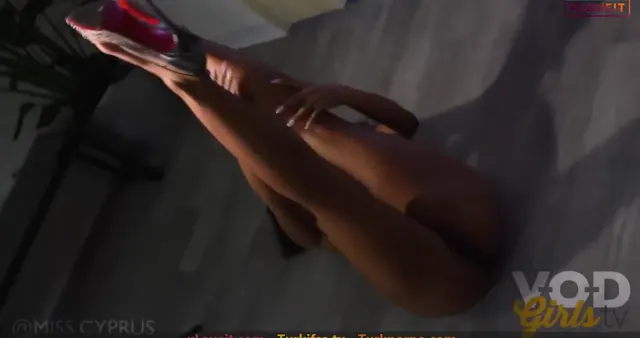 Ayla Günsüz — Ayla Günsüz ifşa Porno şirketinin özel çekiminde · sahne 1