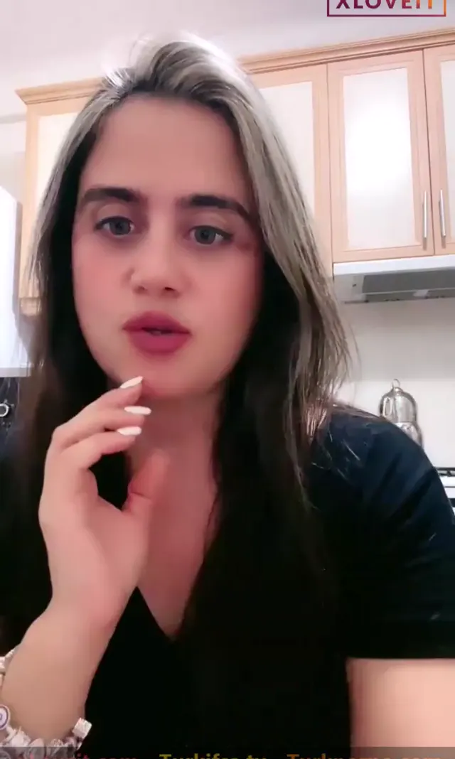 Ayşe Elbi ifşa Fileli kocaman götüyle show yaptı — Ayşe Elbi — Canlı Yayınlar · sahne 2