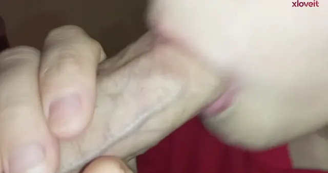 Azeri Mr Boy Büyük yarrağına sakso çektirdi — Azeri Mr Boy — Mobil Porno · sahne 2