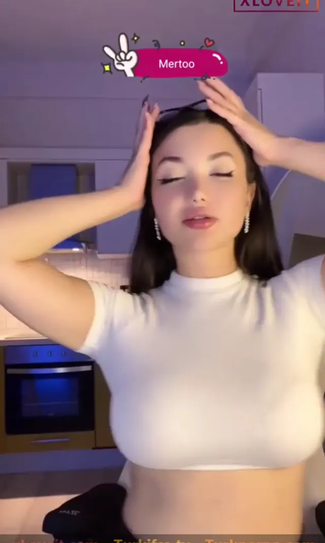Kitana — Bigo Kitana ifşa Türk sexy genç kızın yayın videosu · sahne 3