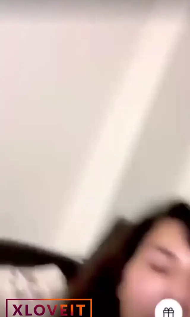 Buse Este — Buse Este ifşa para karşılığı soyundukları · sahne 2