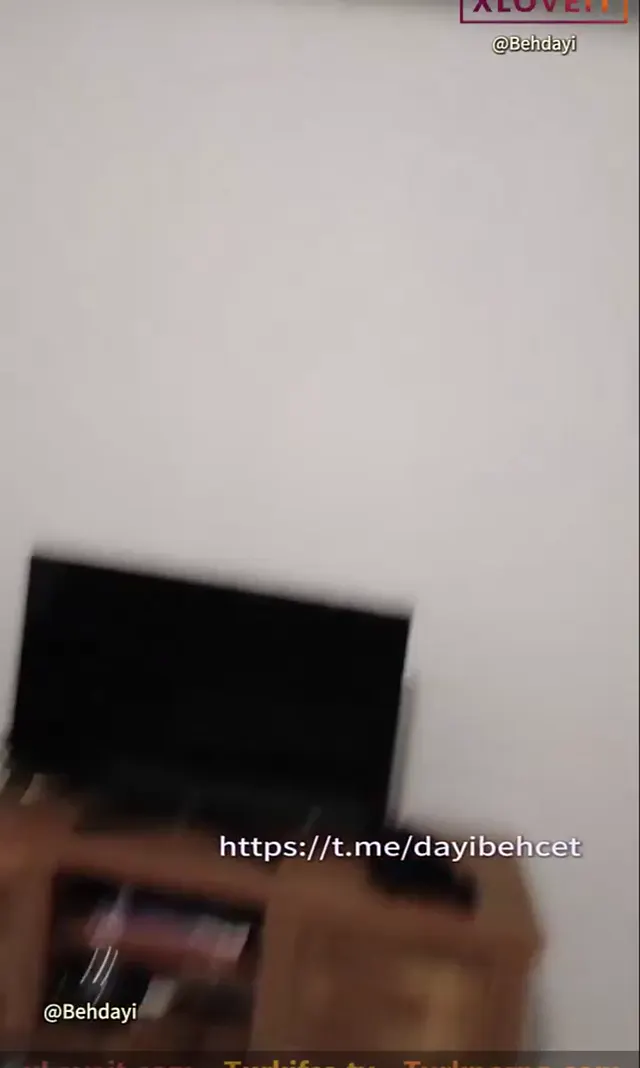 Dilara ifşa Vücudunu sergileyip duşa girdi — Dilara — Canlı Yayınlar · sahne 2