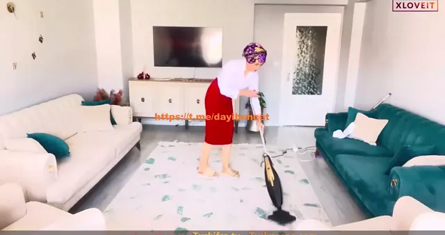 Esma ile Her Telden — Esma İle Her Telden ifşa nude Youtube katıl Part 2 seyret · sahne 1