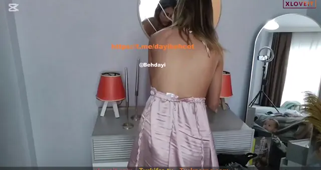 Göksu Düldül — Göksu Düldül ifşa nude Youtube katıl Part 2 seyret · sahne 3