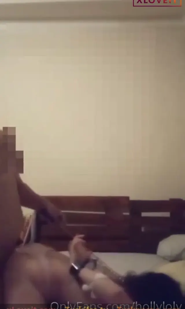 Sert Porno Boynuna tasma geçirdiği kızı sağlam sikti — Hollyloly — Amatör Porno · sahne 2