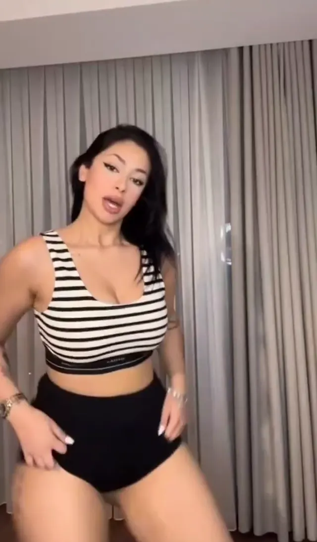 NehirPP ifşa Sexy hatunun Bigo Live canlı yayını — Nehirpp — Canlı Yayınlar · sahne 2