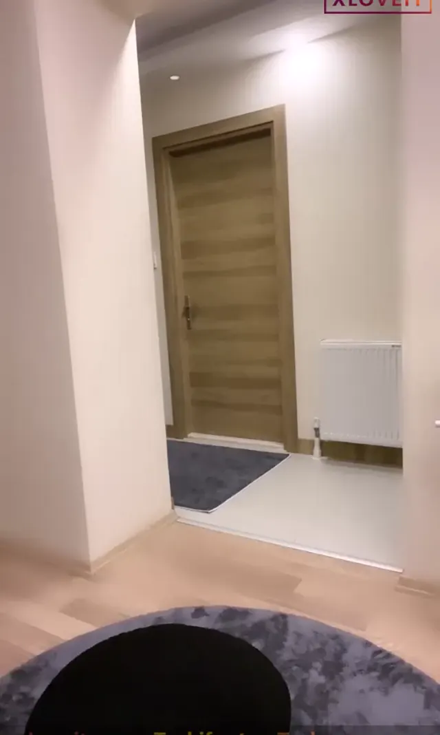 Laliberta ifşa Ünlü yayıncının yayın videosu — Tango Lali — Canlı Yayınlar · sahne 1