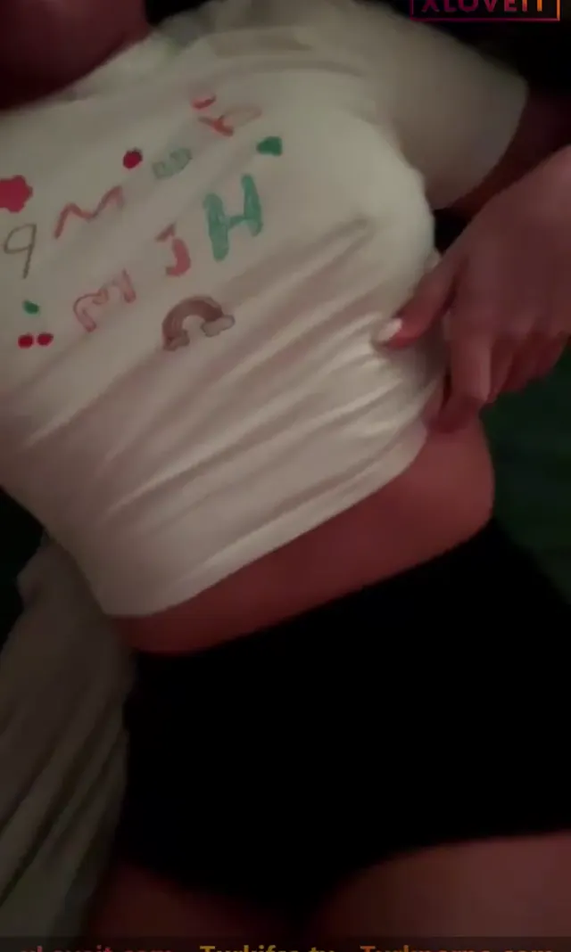 Mathilda Matinin Haremi — Matinin Haremi ifşa Seksi hatundan normal yayın videosu seyret · sahne 2