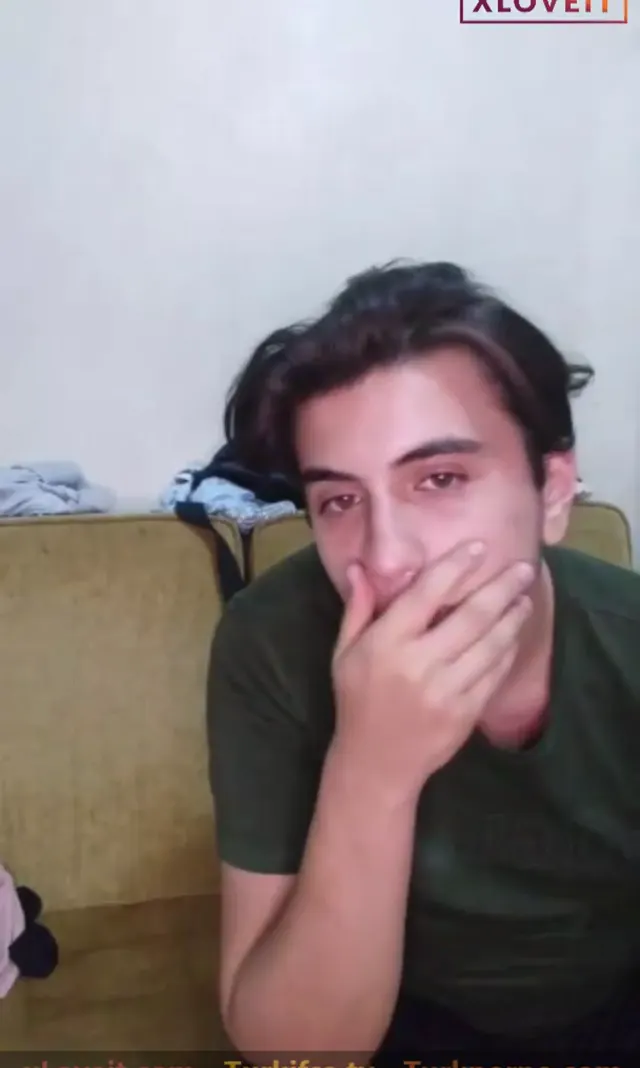 Merve Batu Porno Genç Üniversiteli sevgililerin seks filmi — Amatör Porno · sahne 1