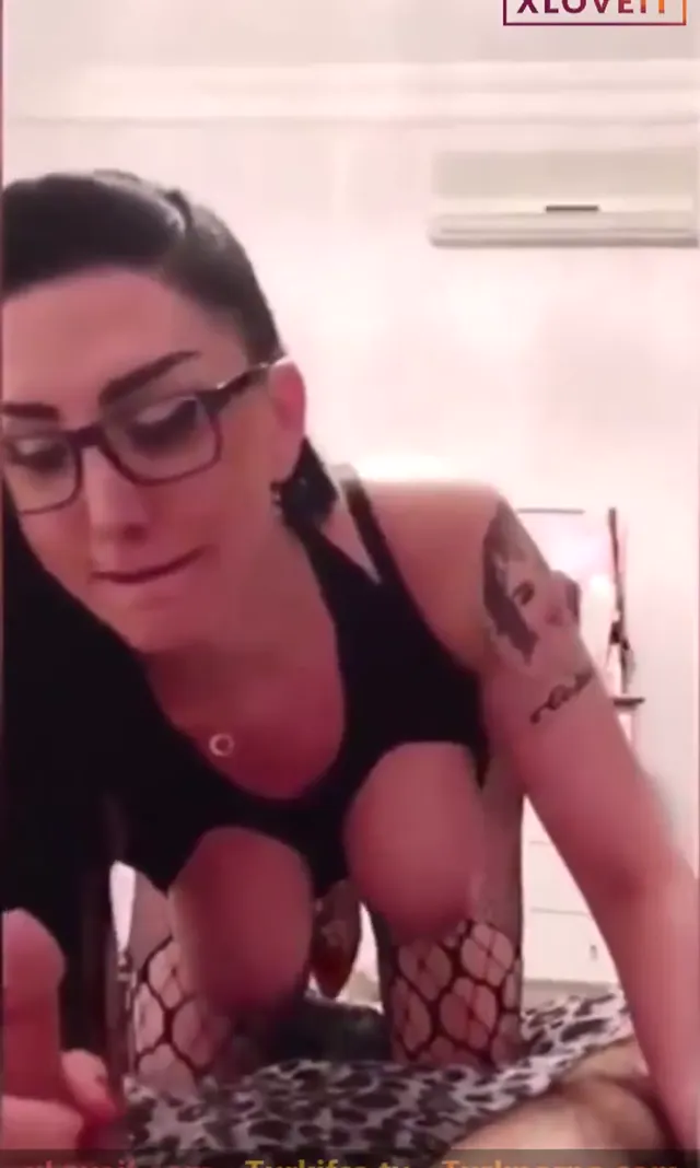 Narin Esmersoy ifşa Sikiş önceki hazırlık videosu — Narin Esmersoy — Türk ifşa · sahne 3