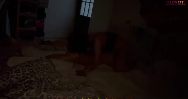Naz Elbir Porno Loş ortamda 69 yapıp sikişti — Naz Elbir — Amatör Porno · sahne 2