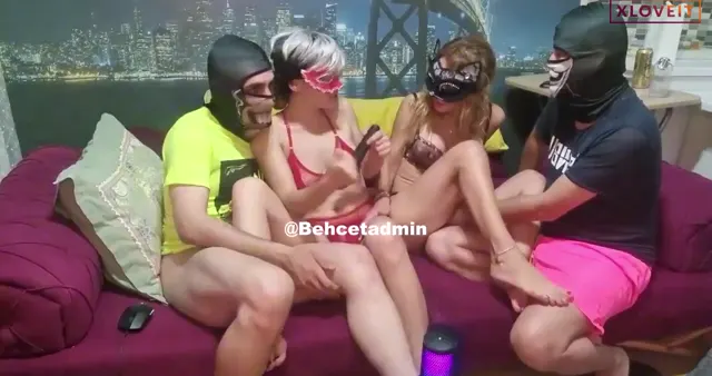 Ndytaha ifşa Türk Swinger çiftlerin canlı yayını — Canlı Yayınlar · sahne 2