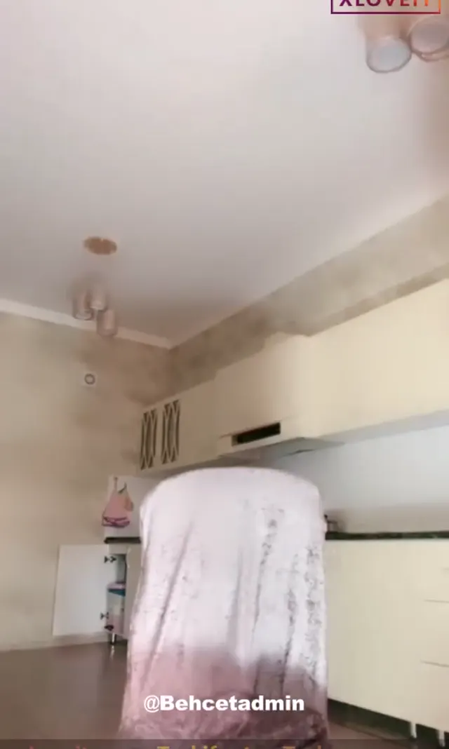 Pamuk ifşa Balıketli hatundan nude yayın videosu — Canlı Yayınlar · sahne 1