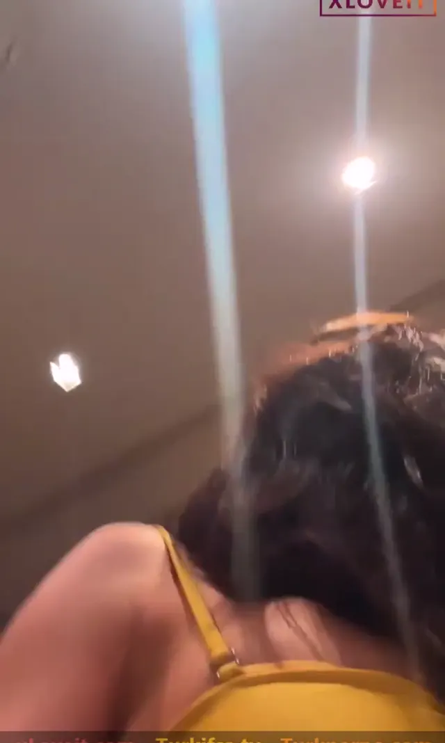 Serpil Cansız ifşa Sarı bikinili mutfakta yayın videosu — Serpil Cansız — Canlı Yayınlar · sahne 3