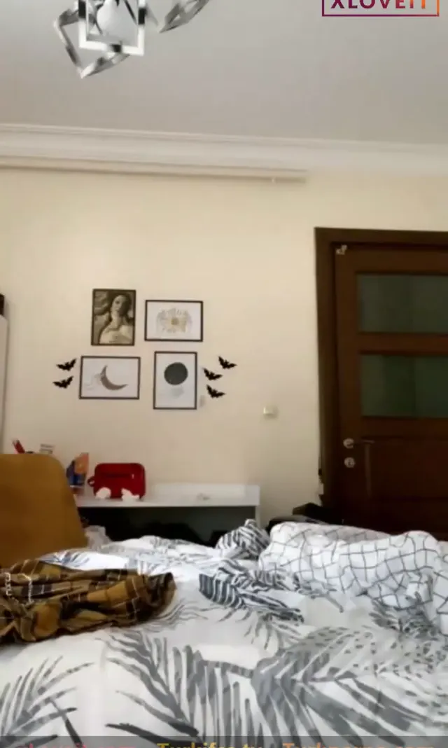 Tango Amelya — Tango Amelya ifşa ünili genç kızın yayınını seyret · sahne 3