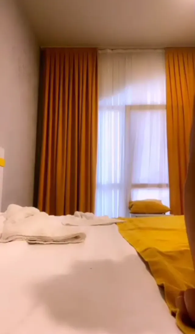 Asude ifşa Tutkulu hatun amcık show yaptı — Canlı Yayınlar · sahne 2