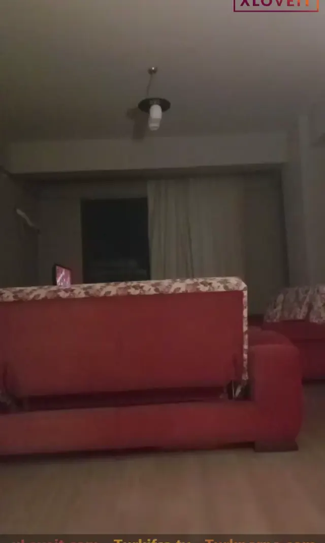 Tango Belinay ifşa Etekli canlı yayın yaptı — Canlı Yayınlar · sahne 3