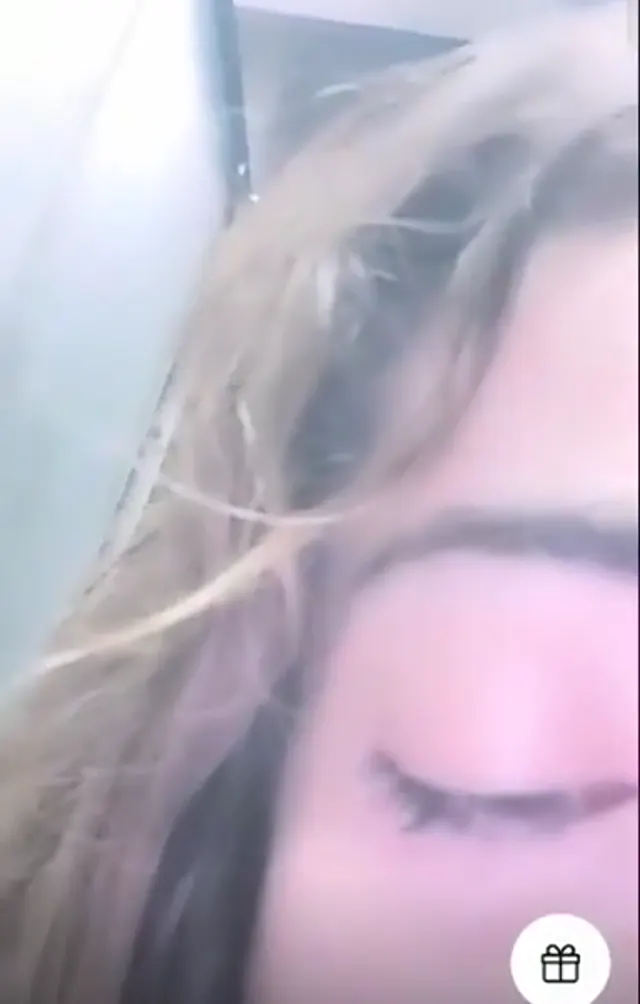 Tango Poine — Aynalı otel odasında BenPoine Porno Fantezi Sikiş yaptı · sahne 3