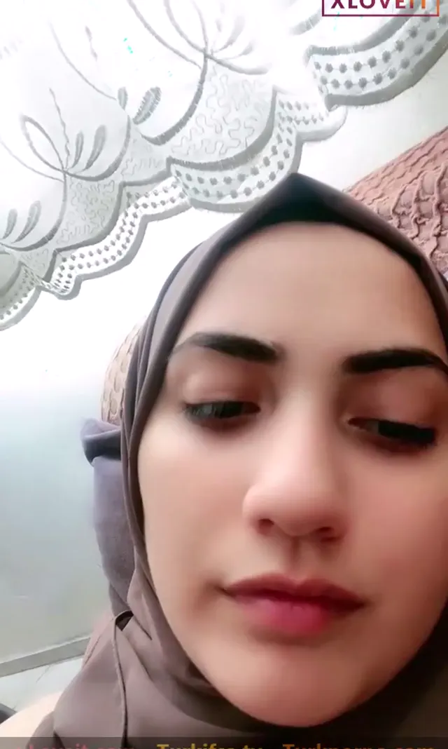 Tango Donat ifşa Çırılçıplak soyundu Türbanını çıkarmadı — Türbanlı Donat — Canlı Yayınlar · sahne 2