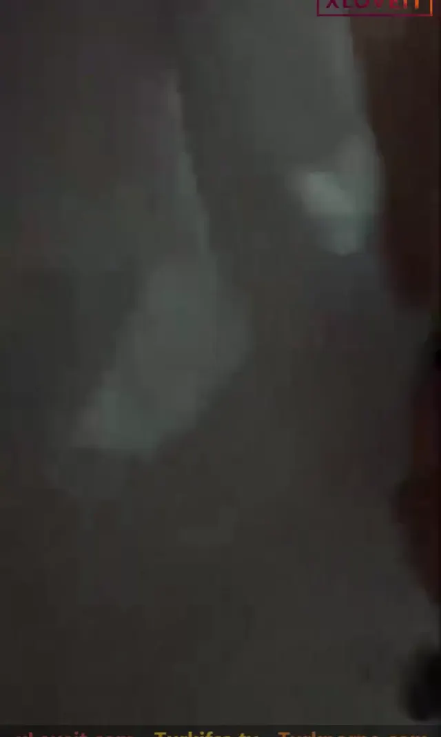 Tango Gizem ifşa Gömeğin altından meme gösterdi — Tango Gizem — Canlı Yayınlar · sahne 2
