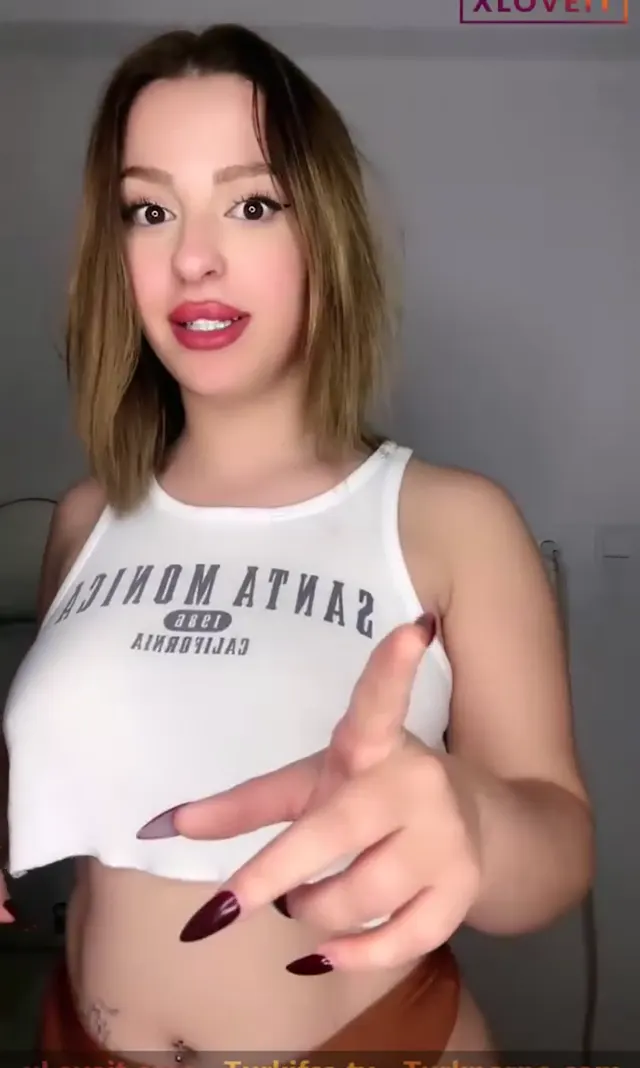 Tango Ilgın — Tango Ilgın ifşa Seksi kızın full yayınını seyret · sahne 1