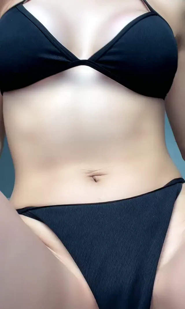 Tango Jasmine — Jasmine ifşa HD Harika fiziğini kameralar karşısında sergiledi · sahne 1