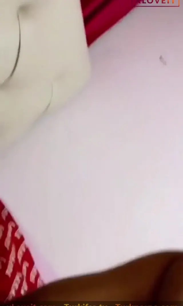 Tango Selin ifşa Ytamadan önce nude show yaptı — Tango Selin — Canlı Yayınlar · sahne 2