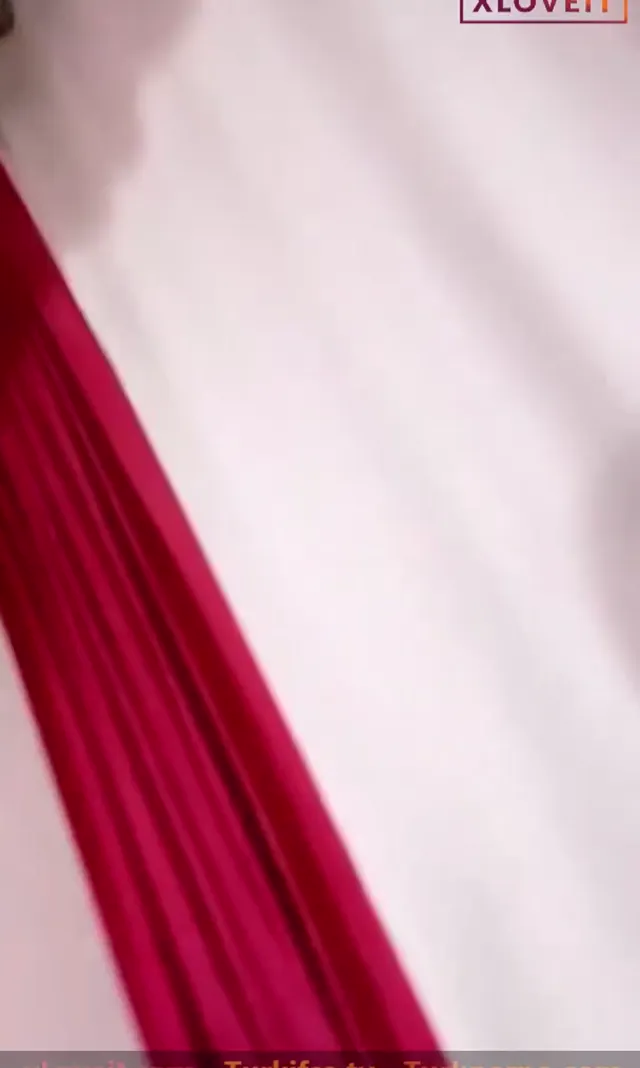 Tango Selin ifşa Ytamadan önce nude show yaptı — Tango Selin — Canlı Yayınlar · sahne 3