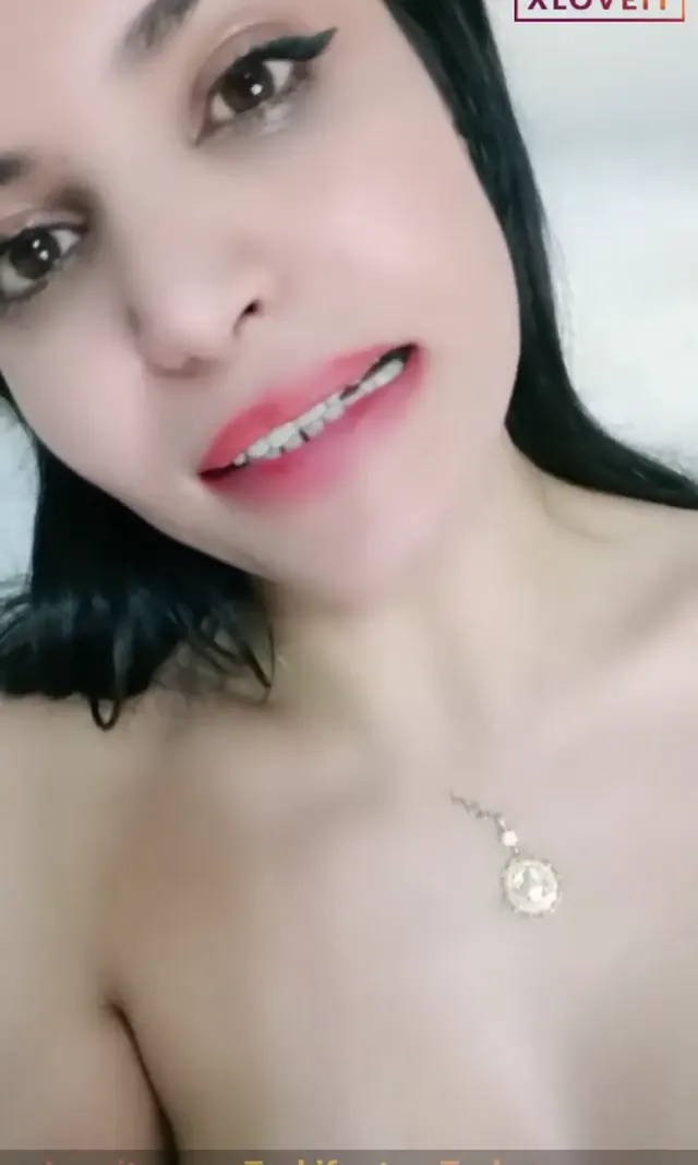 Tango Şirin ifşa Sırılsıklam amcığa dildo soktu — Tango Şirin — Canlı Yayınlar · sahne 1