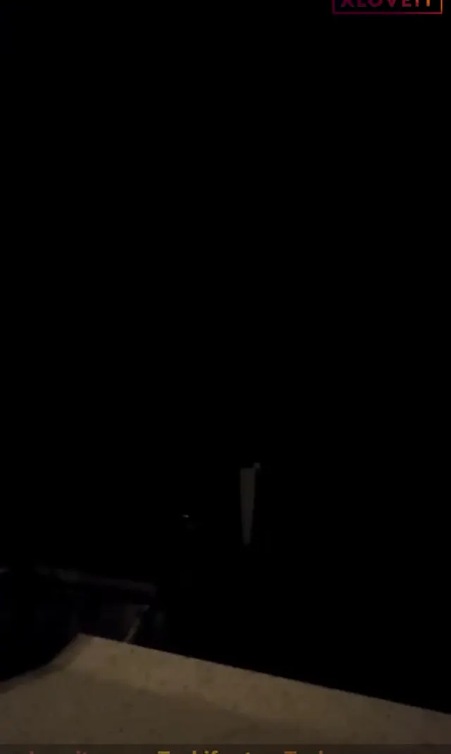 Süt ifşa Efsane fizikli hatundan meme show — Canlı Yayınlar · sahne 2