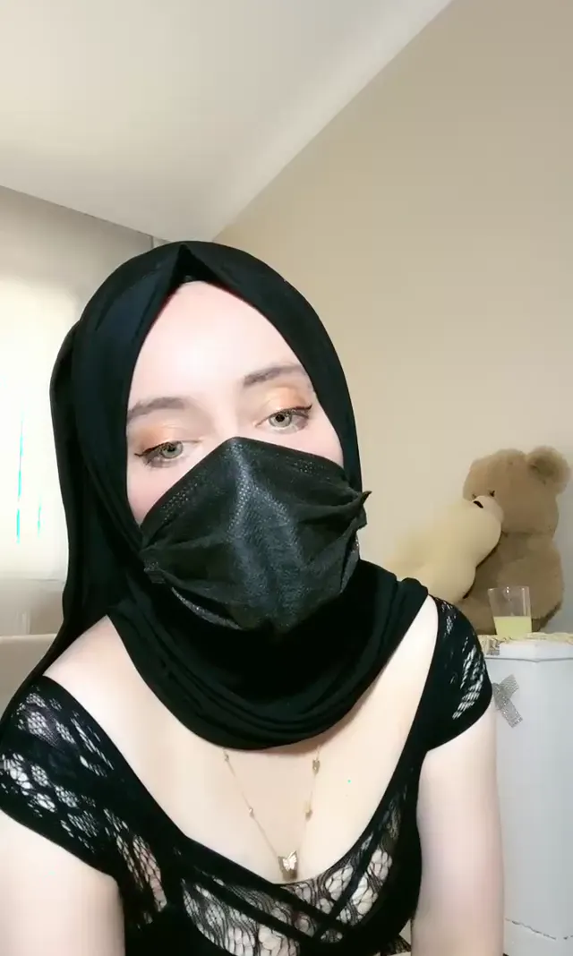 Tango Boncuk ifşa Türbanlıdan nude yayın izle — Türbanlı Boncuk — Canlı Yayınlar · sahne 2