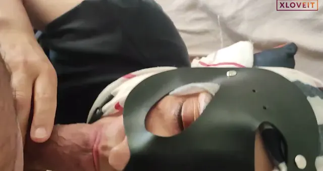 Cardel — Türbanlı Porno HD Cardel Olgun hatunun ağzına verdi · sahne 3