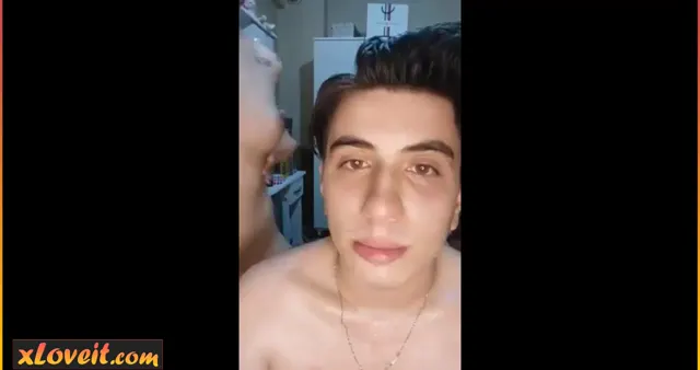ismail YK eşliğinde kızıl çıtırı pombaladı — Amatör Porno · sahne 3