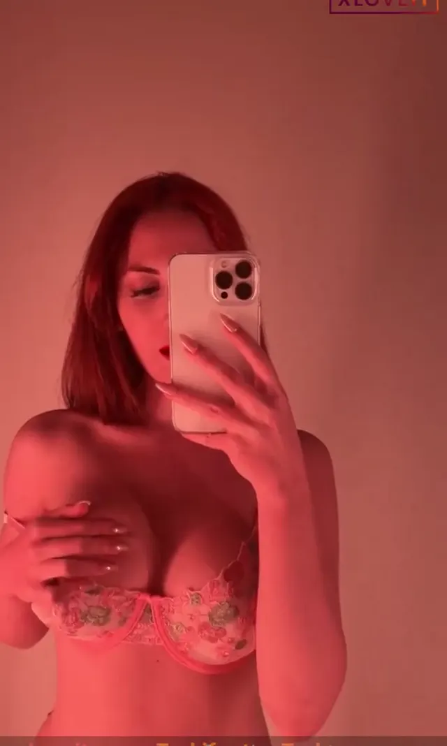 Venerasy ifşa Sexy Türk hatunun paylaşımı — Venera SY — Türk ifşa · sahne 3