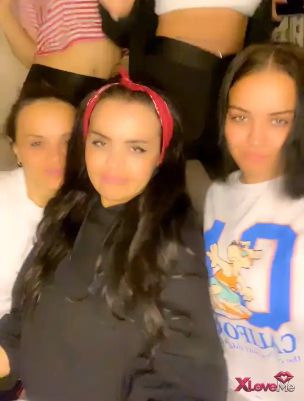 Reklamsız Porno — Aktaş Ailesi ifşa 5 kuzen canlı yayında kudurdu