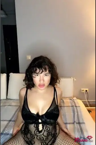 Burcu Yıldız ifşa Seksi olgundan harika show — Burcu Yıldız