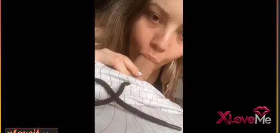 Amatör Porno — Üniversiteli Cansu sakso sonrası domalıp sikildi