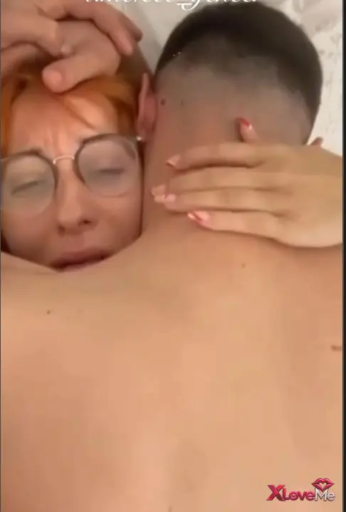Türk Porno — Ece Gencer porno ifşa Sakso seks ne ararsan — Ece Gencer
