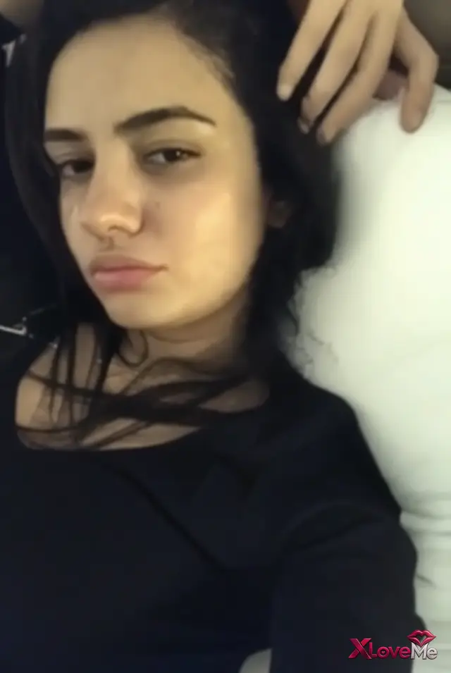 Ece Ronay ifşa Canlı yayın videosunu seyret — Ece Ronay