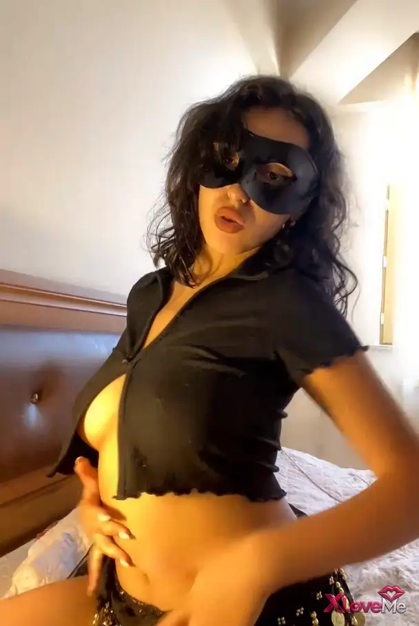 Tango Yayınları — Esmer ifşa Tango Goat isimli sexy hatun yayında