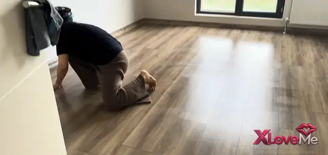 Para Karşılığı Porno — Fatma ile her telden ifşa Yeni evinin camlarını sildi — Fatma ile Her Telden