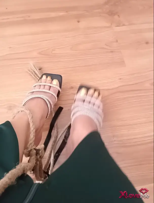 Onlyfans İfşa — Mistress Nilüfer ifşa – Türbanlı olgun fetiş videolar Vol 16 — Mistress Nilüfer