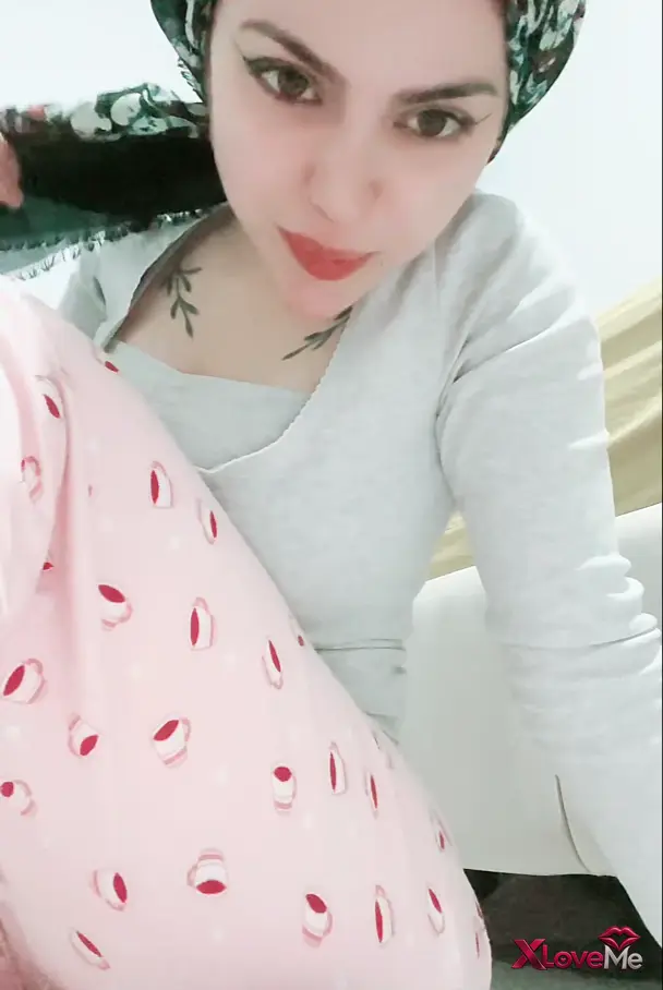 Ponçik Özlem ifşa Tango canlı yayın videosu — Ponçik Özlem