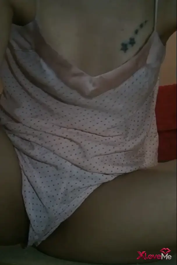 Türbanlı Melek ifşa Çıtır kızın gecelikli yayını — Melek