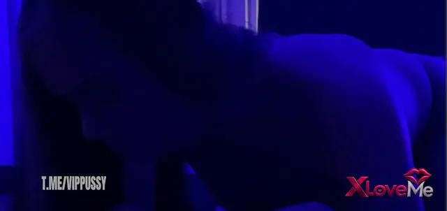Venüs Özçam Porno Ön sevişme sonrası ağzıyla boşalttı — Venüs Özçam