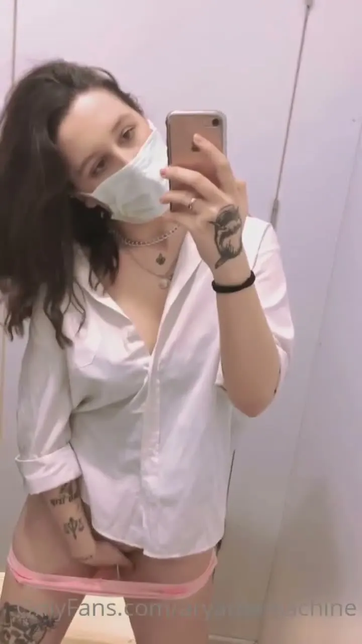 Aryathemachine ifşa am suyunu yalıyor — AryaTheMachine — Amatör Porno