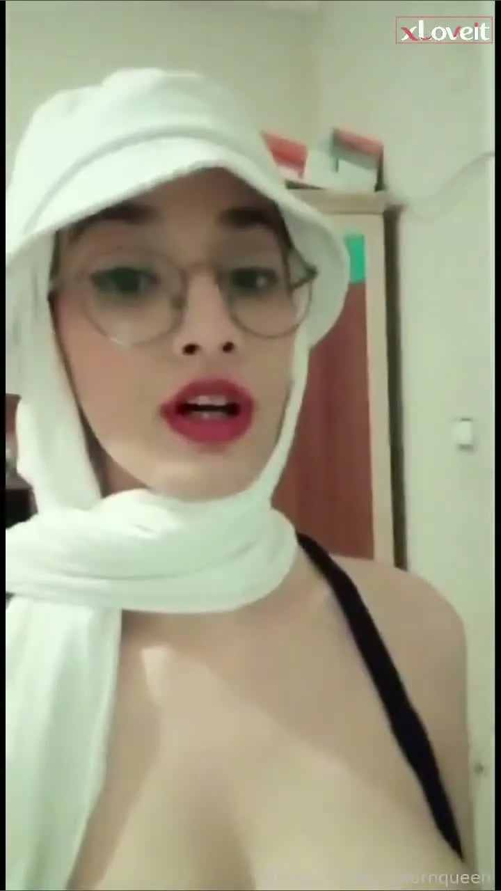 HijabPornQueen ifşa Türbanlı Sevim kardeşiyle Onlyfans videoları — HijabPornQueen — Türk ifşa