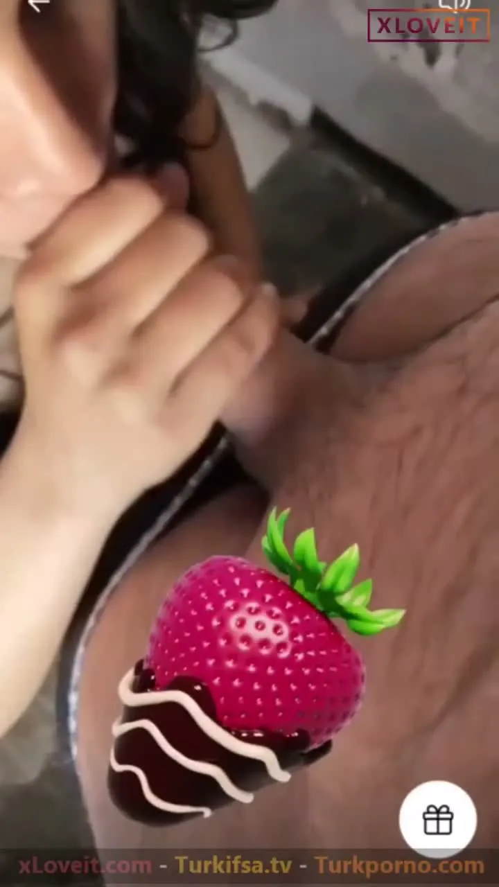 inşaatta Sakso iki deli çiftinden oral seyret — Amatör Porno