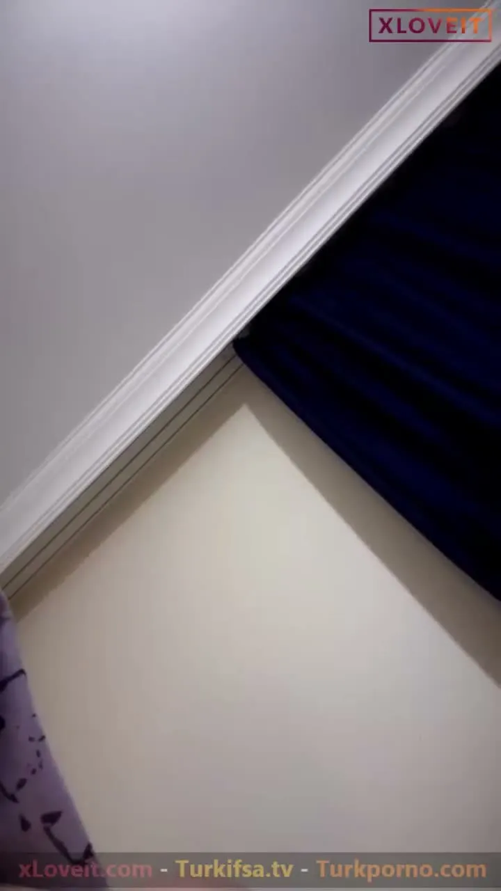 iranlı Ayşe ifşa Kankasının yanında meme amcık açtı — Canlı Yayınlar